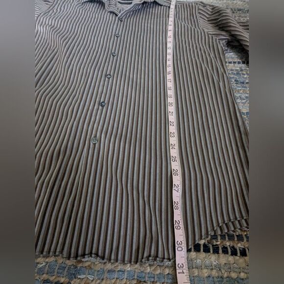 Claiborne Brown Stripe Button Down Shirt L L/S Professor Winkle Free 100% Cotton - Picture 3 of 5